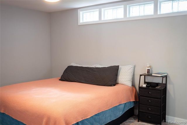 8971 Highland Drive, Freeland, MI 48623