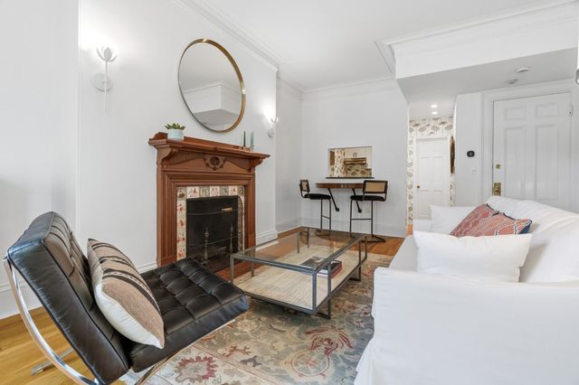 302 Commonwealth Ave 3, Boston, MA 02115