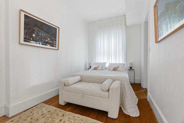 302 Commonwealth Ave 3, Boston, MA 02115