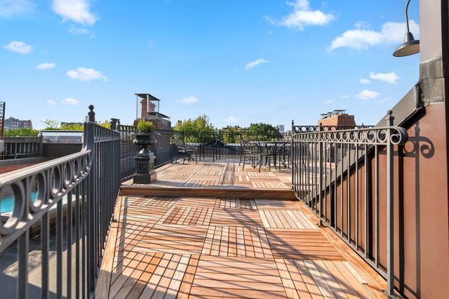 302 Commonwealth Ave 3, Boston, MA 02115