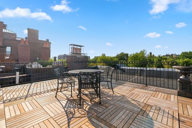 302 Commonwealth Ave 3, Boston, MA 02115