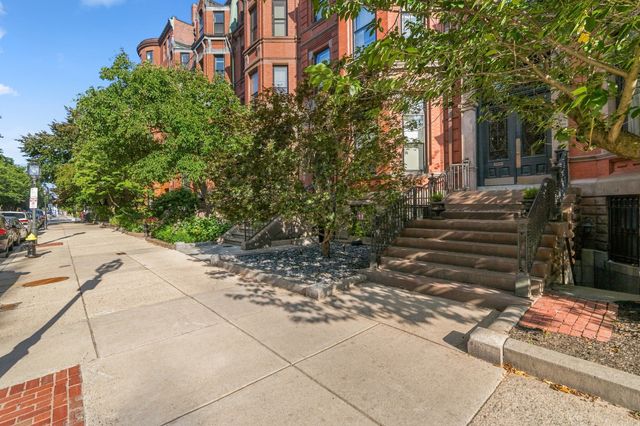 302 Commonwealth Ave 3, Boston, MA 02115