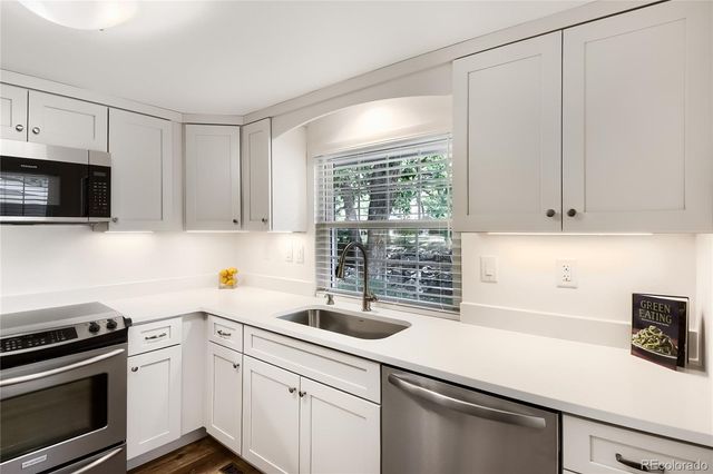 2901 W Long Drive C, Littleton, CO 80120