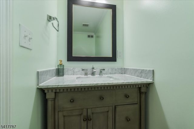 170 Madison Ave 7, Morristown Town, NJ 07960