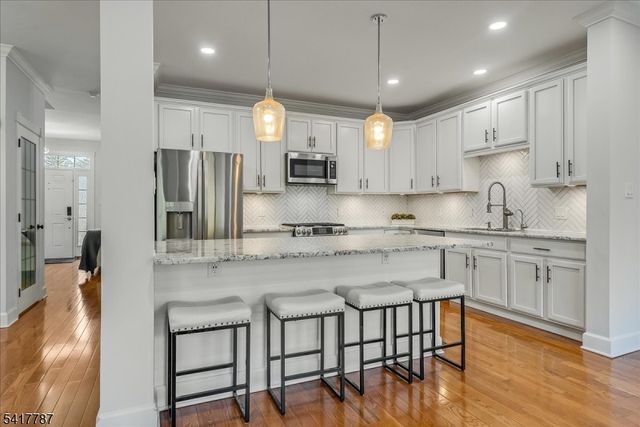 170 Madison Ave 7, Morristown Town, NJ 07960