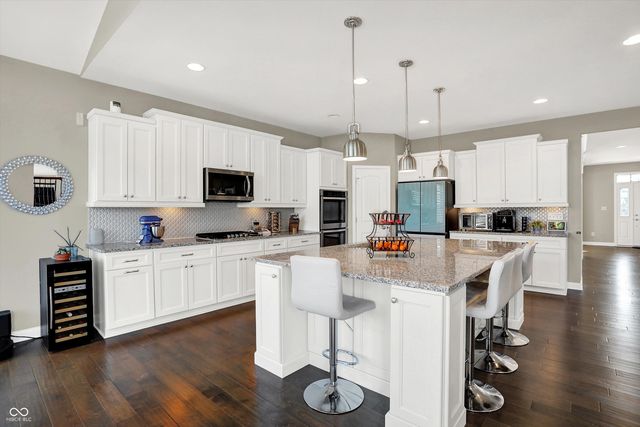 3290 Tamerlane Place, Carmel, IN 46074