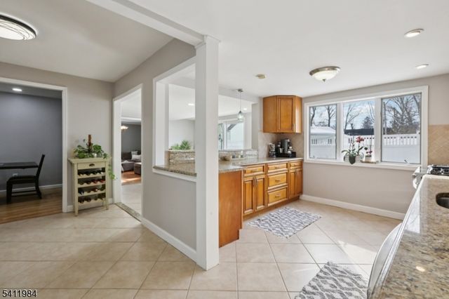 26 Linda Ave, Woodbridge Twp., NJ 07067