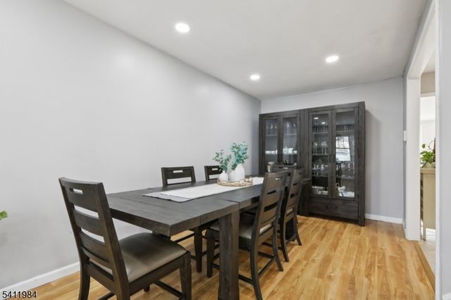 26 Linda Ave, Woodbridge Twp., NJ 07067