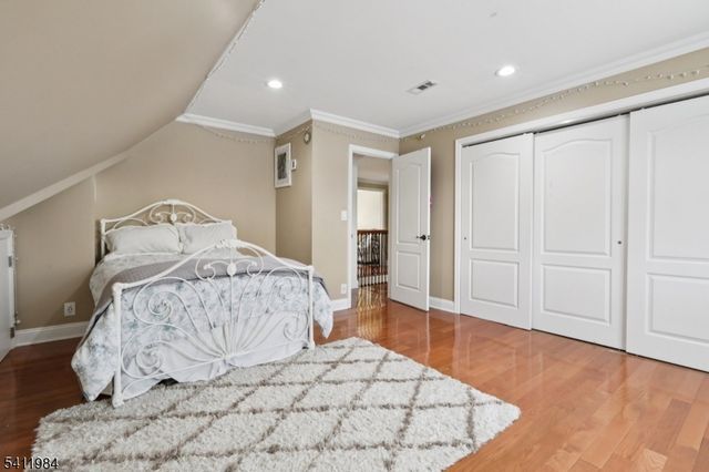 26 Linda Ave, Woodbridge Twp., NJ 07067