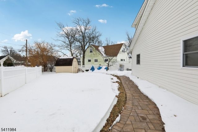 26 Linda Ave, Woodbridge Twp., NJ 07067