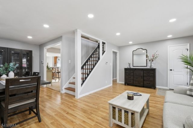 26 Linda Ave, Woodbridge Twp., NJ 07067