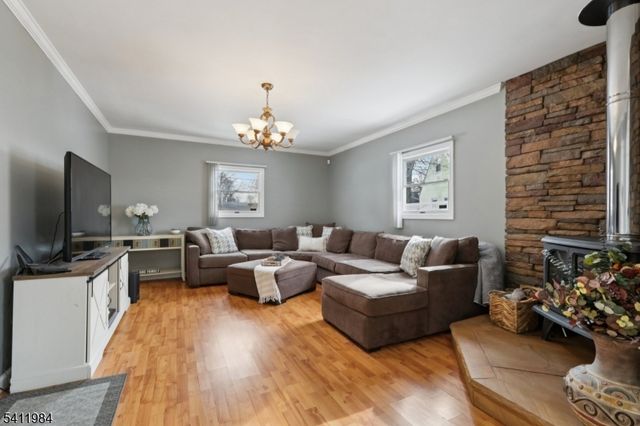 26 Linda Ave, Woodbridge Twp., NJ 07067