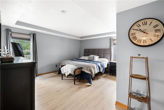 478 Spruce Ln, Houston, PA 15342