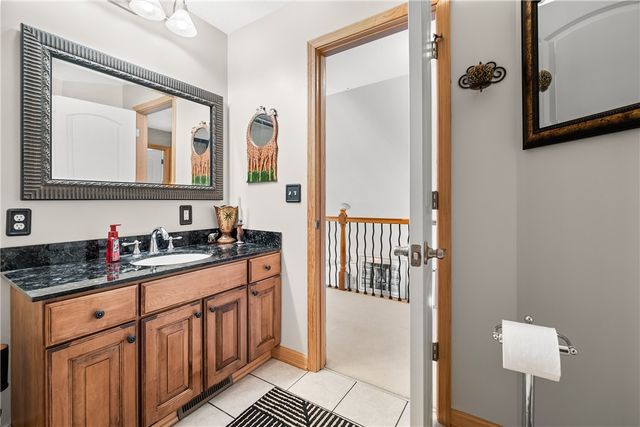 478 Spruce Ln, Houston, PA 15342