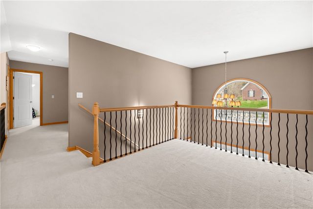 478 Spruce Ln, Houston, PA 15342