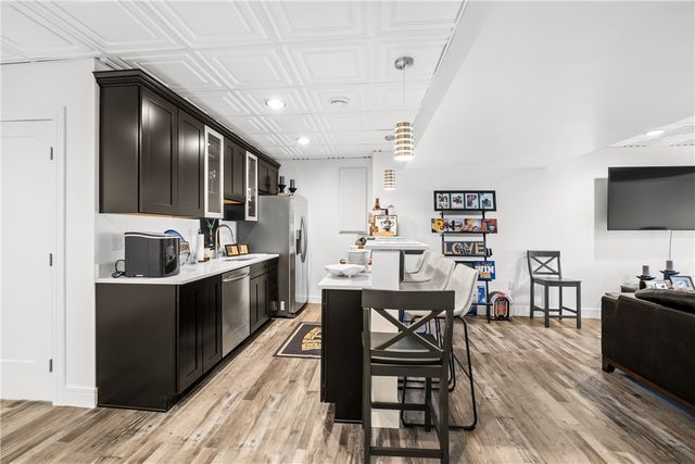 478 Spruce Ln, Houston, PA 15342