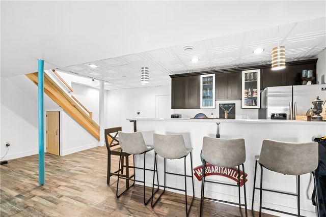 478 Spruce Ln, Houston, PA 15342