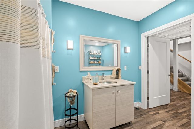 478 Spruce Ln, Houston, PA 15342