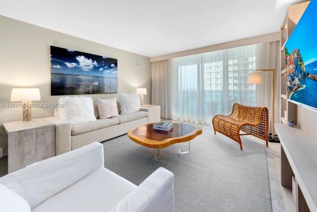 102 24th Street 1007, Miami Beach, FL 33139