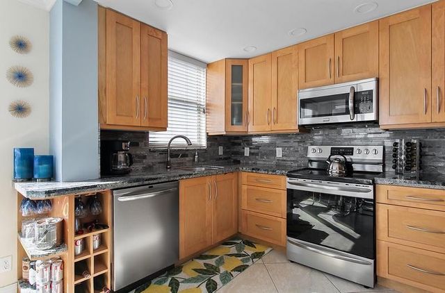 1010 S Ocean Boulevard 602, Pompano Beach, FL 33062