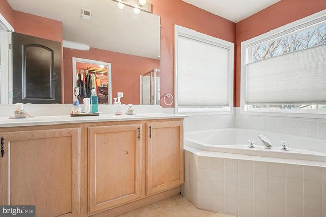 93 RINGGOLD RD, Fredericksburg, VA 22405