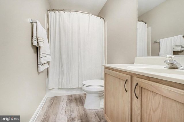 93 RINGGOLD RD, Fredericksburg, VA 22405