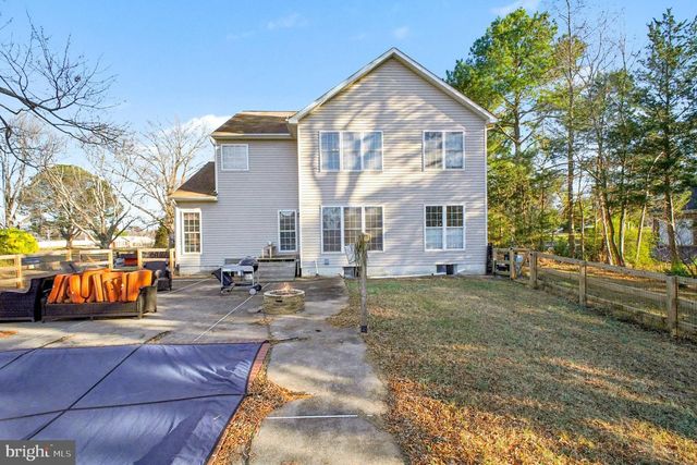 93 RINGGOLD RD, Fredericksburg, VA 22405