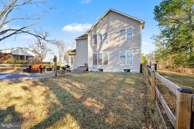 93 RINGGOLD RD, Fredericksburg, VA 22405