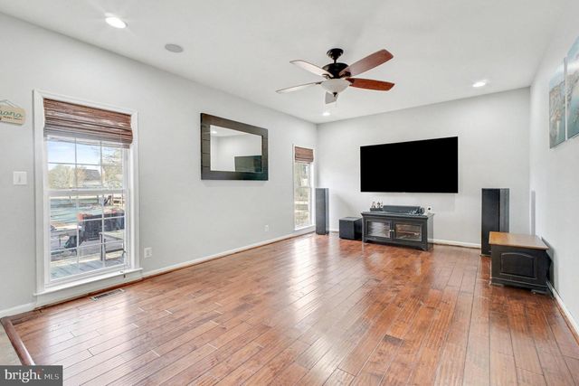 93 RINGGOLD RD, Fredericksburg, VA 22405