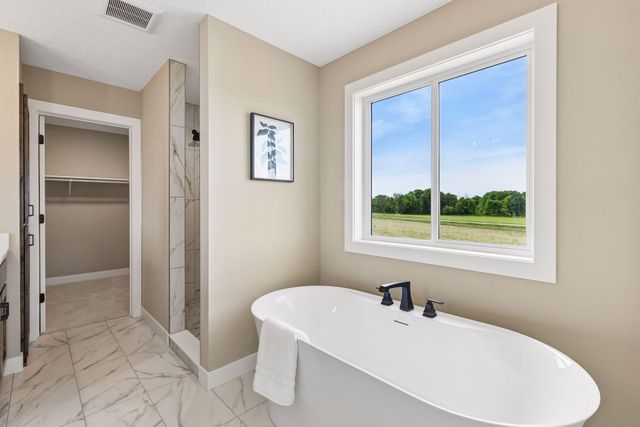 11283 238th Avenue NW, Zimmerman, MN 55398