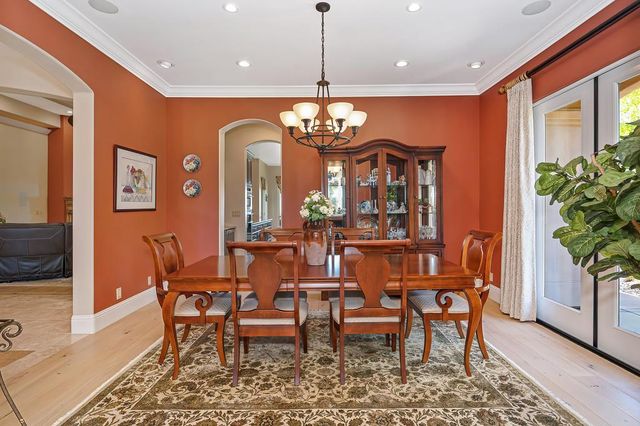 1699 Errol Ct, Folsom, CA 95630