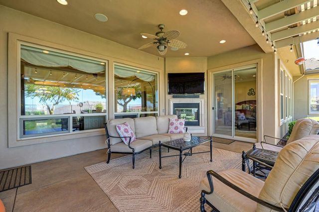 1699 Errol Ct, Folsom, CA 95630