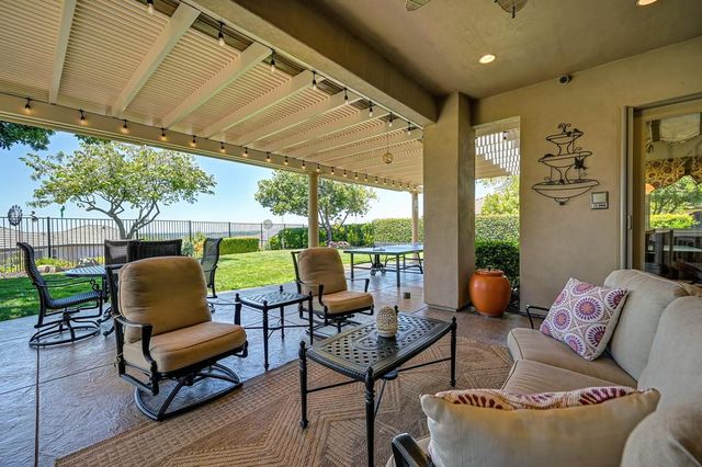 1699 Errol Ct, Folsom, CA 95630
