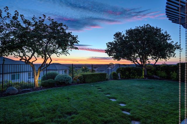 1699 Errol Ct, Folsom, CA 95630