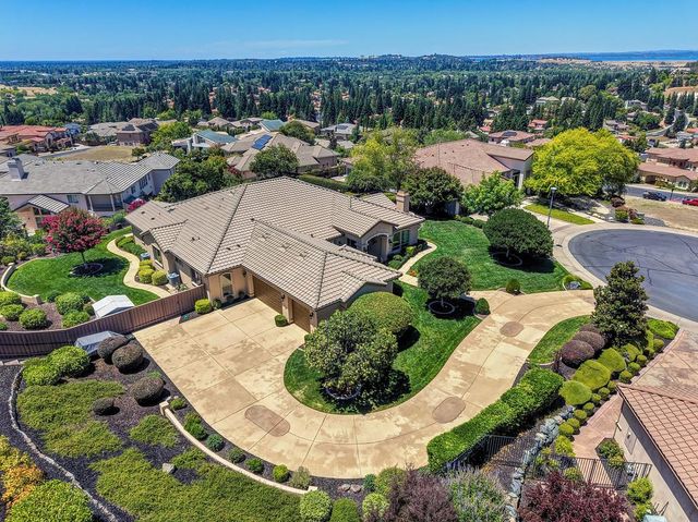1699 Errol Ct, Folsom, CA 95630