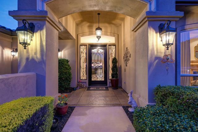 1699 Errol Ct, Folsom, CA 95630