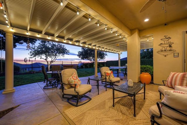 1699 Errol Ct, Folsom, CA 95630