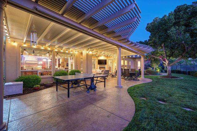 1699 Errol Ct, Folsom, CA 95630