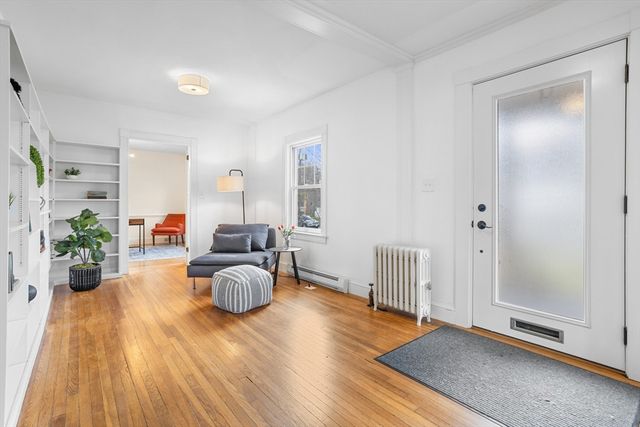 34 Fletcher Rd, Bedford, MA 01730