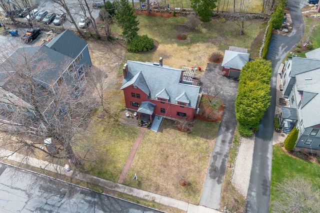34 Fletcher Rd, Bedford, MA 01730