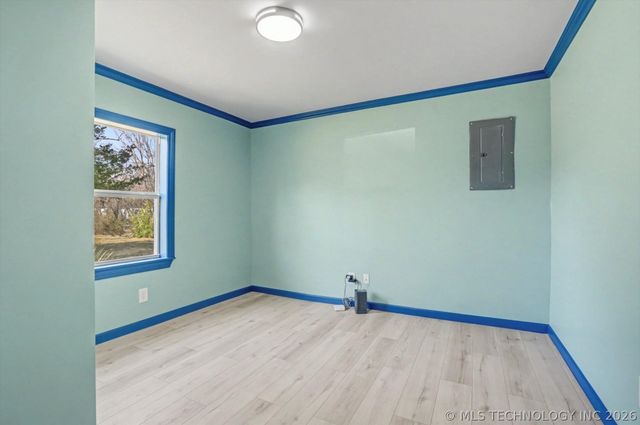 745 N 260 Road, Mounds, OK 74047