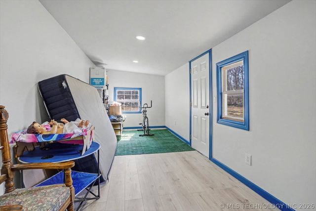 745 N 260 Road, Mounds, OK 74047