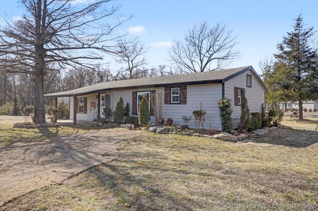 745 N 260 Road, Mounds, OK 74047