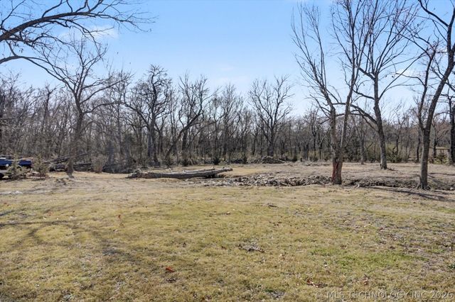 745 N 260 Road, Mounds, OK 74047
