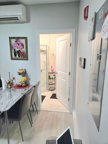 68 Main 102, Everett, MA 02149