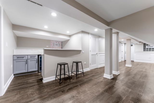 6243 W Byron Street, Chicago, IL 60634