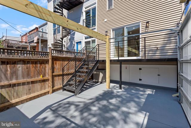 116 THOMAS ST NW, Washington, DC 20001