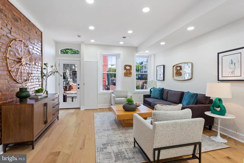 116 THOMAS ST NW, Washington, DC 20001