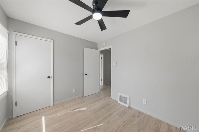 321 Caithness Road, St Louis, MO 63137
