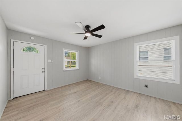 321 Caithness Road, St Louis, MO 63137